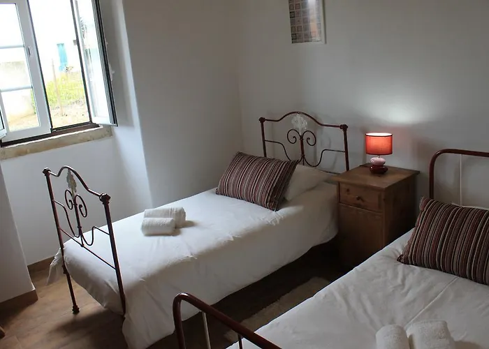 Casa Do Avo In Montejunto Летний дом Cadaval