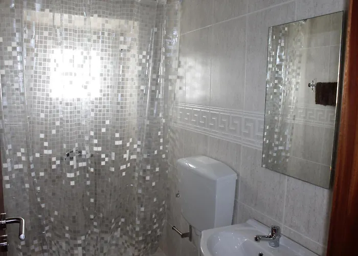 Летний дом Casa Do Avo In Montejunto Cadaval