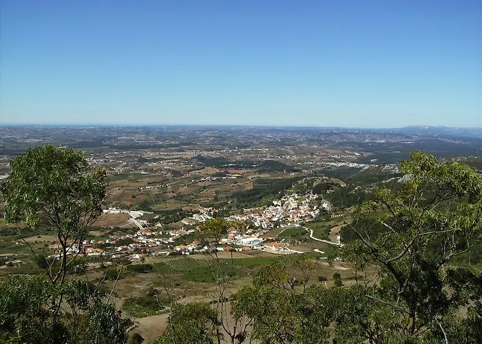 Летний дом Casa Do Avo In Montejunto