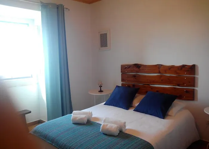 Летний дом Casa Do Avo In Montejunto Cadaval